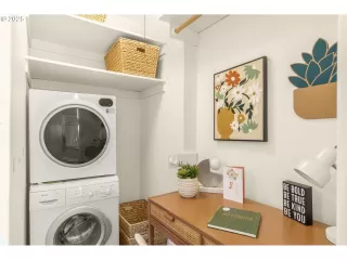 Photo #4: 204788800 Listing 