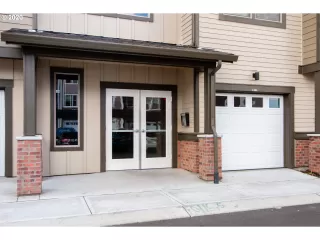 Photo #1: 20478995 Listing