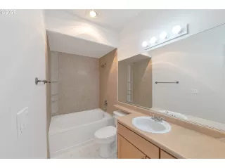 Photo #1: 20479137 Listing