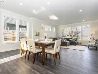 Photo #5: 20479375 Listing 