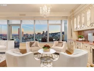 Photo #3: 20479376 Listing 