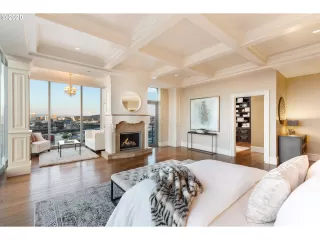 Photo #5: 20479376 Listing 