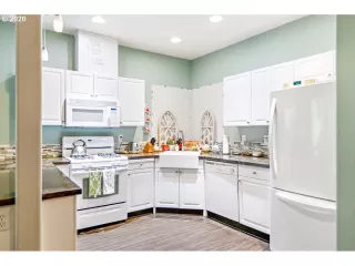 Photo #2: 20480977 Listing