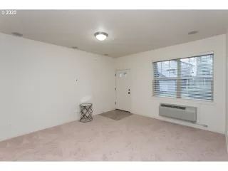 Photo #3: 20481218 Listing 