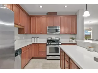 Photo #3: 20481376 Listing