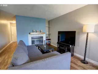 Photo #3: 20481871 Listing