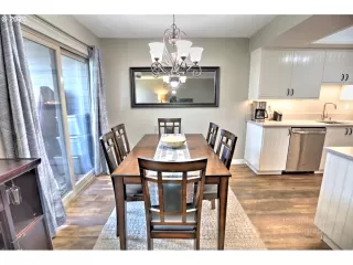 Photo #5: 20481871 Listing