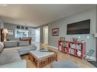 Photo #3: 20482729 Listing 