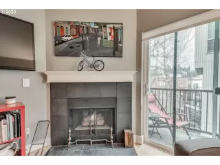 Photo #4: 20482729 Listing 