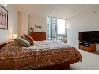 Photo #4: 20484015 Listing