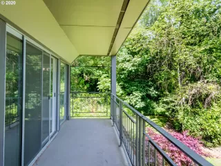 Photo #1: 20485038 Listing