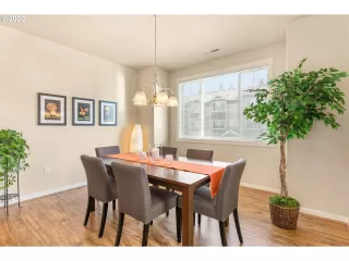 Photo #3: 20485393 Listing 