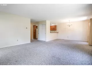 Photo #1: 20485694 Listing