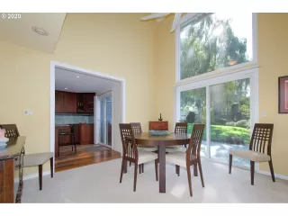 Photo #2: 20486043 Listing