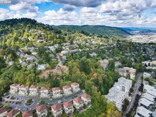 Photo #4: 20488477 Listing 