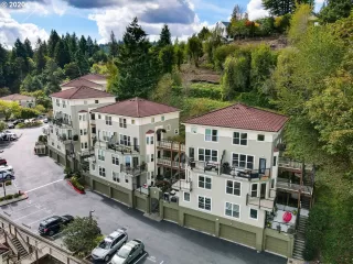 Photo #6: 20488477 Listing 