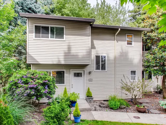 MLS: 20488649 Condo For Sale