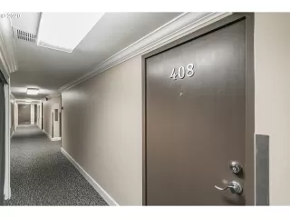 Photo #4: 20488723 Listing 