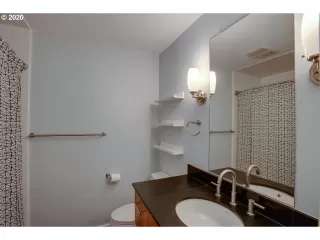 Photo #2: 20489541 Listing