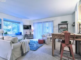 Photo #3: 20489598 Listing