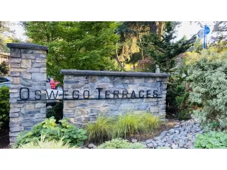 Photo #3: 20490081 Listing