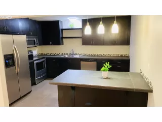 Photo #6: 20490081 Listing