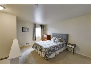 Photo #4: 20490743 Listing 