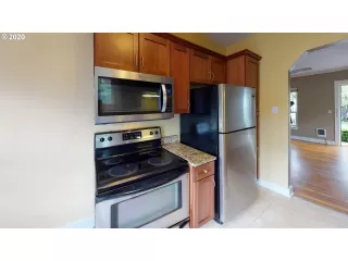 Photo #1: 20491542 Listing