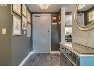 Photo #1: 20492485 Listing