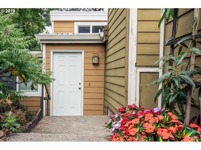 MLS: 20492994 Condo For Sale