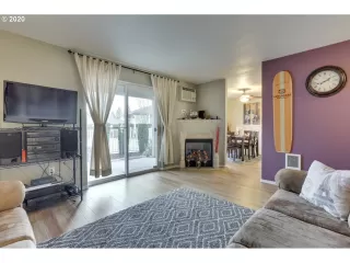 Photo #2: 20493410 Listing