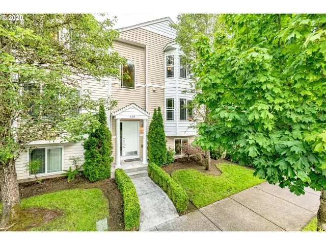 MLS: 20493613 Condo For Sale