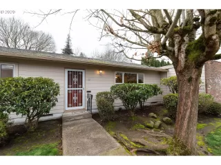 More Details about MLS # 20494075 : 32 SE 52ND AVE