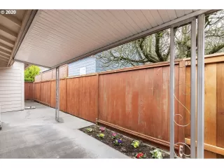 Photo #2: 20494075 Listing 