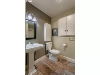 Photo #3: 20494825 Listing