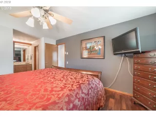 Photo #2: 20495390 Listing