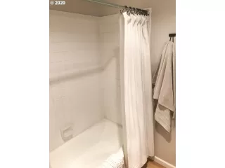 Photo #1: 20496544 Listing 