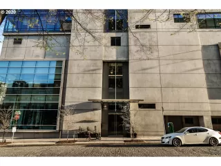 Photo #1: 20496646 Listing 