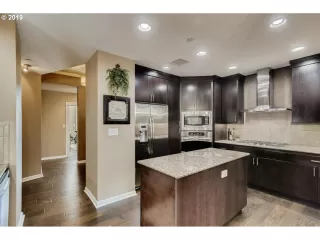 Photo #3: 20497463 Listing