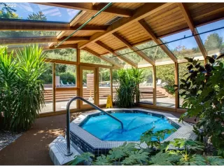 Photo #1: 20499214 Listing