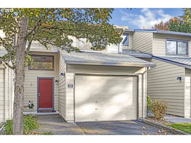 MLS: 20500484 Condo For Sale