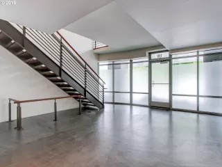 Photo #2: 20500620 Listing 