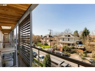 Photo #2: 20500765 Listing