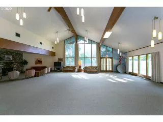 Photo #3: 20501475 Listing