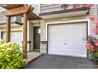 Photo #2: 20502605 Listing