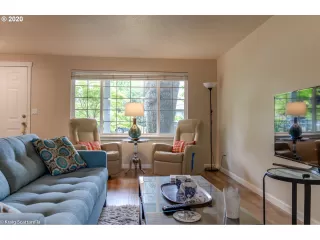 Photo #1: 20502729 Listing