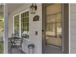 Photo #4: 20502781 Listing 