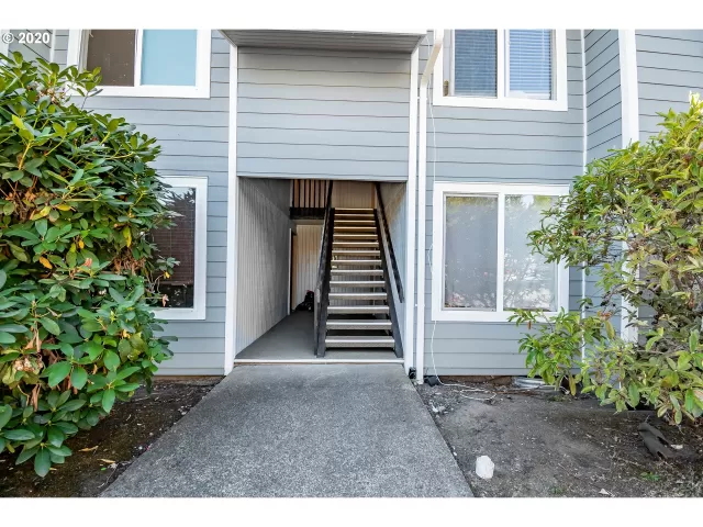 MLS: 20505058 Condo For Sale