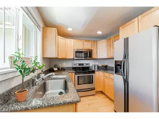 Photo #2: 20505058 Listing