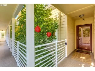 Photo #2: 20506598 Listing